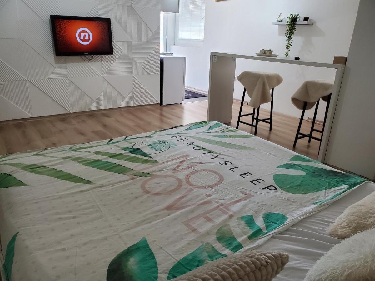 Sleep And Drive Apartamento Saraievo Exterior foto